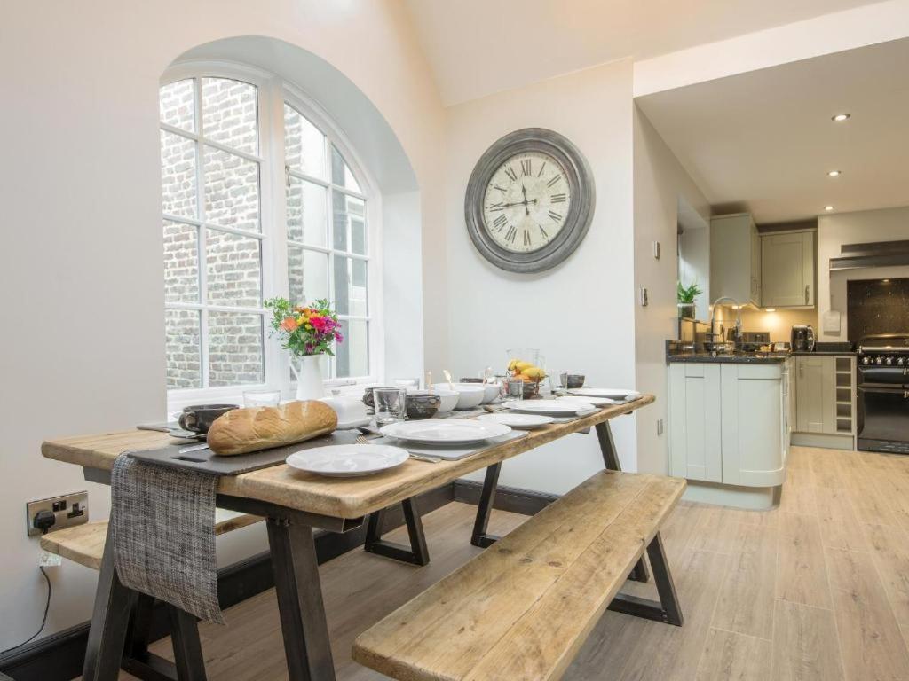 89A Church Street - Luxury One Bed Apartment With Roof Terrace Whitby Kültér fotó